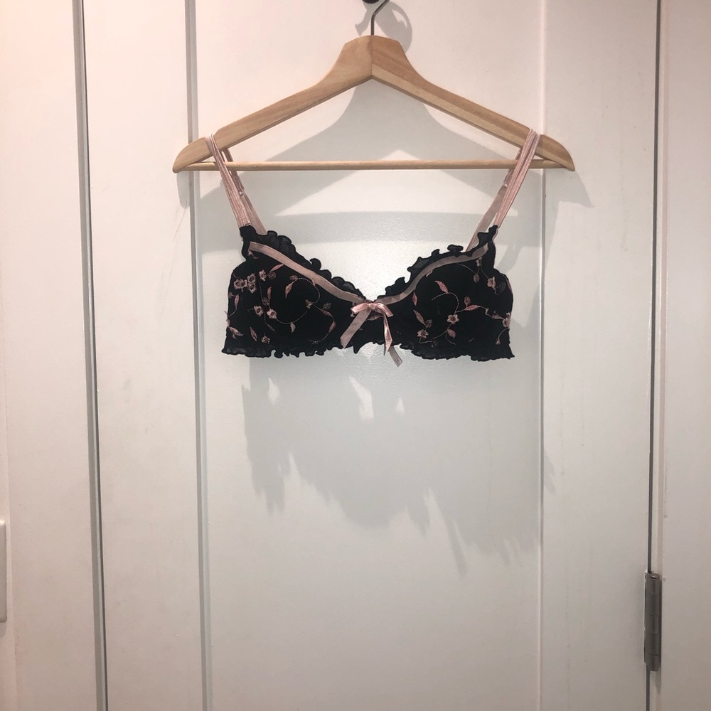 Victoria’s Secret Embroidery Mesh Demi Bra